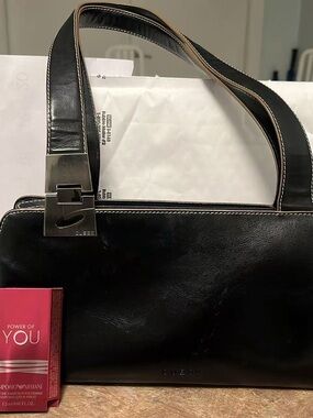 Guess Black Leather Shoulder Bag with Contrasting Trim and Gunmetal Hardware